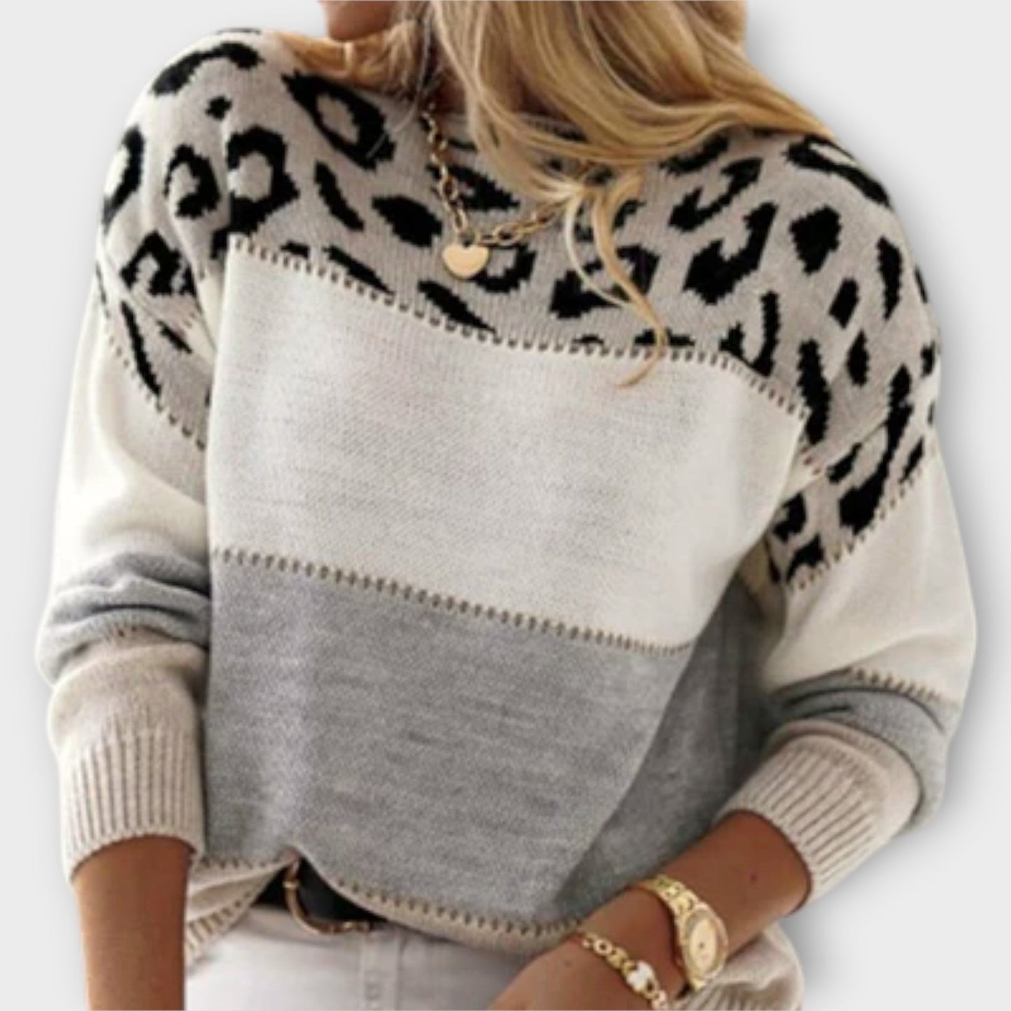 Cheyenne - Casual sweater with leopard design