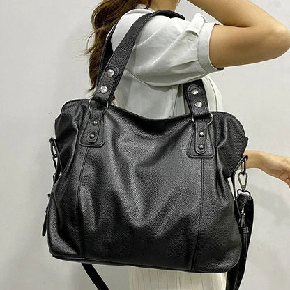 Flair. - Elegant hobo shoulder bag